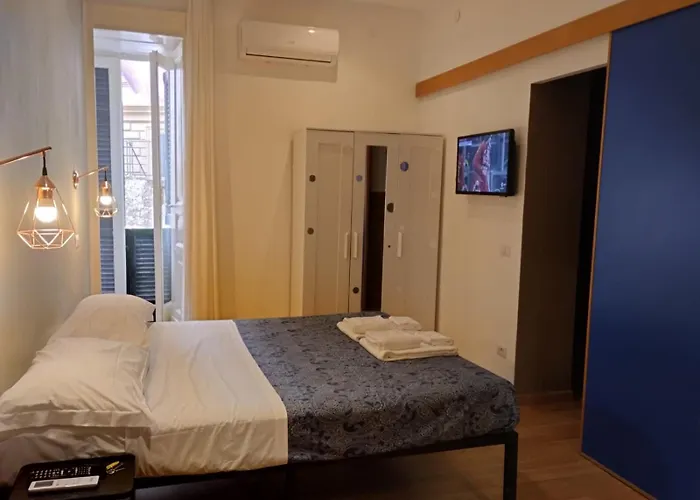Bed and Breakfast Amedeo Square Napoli